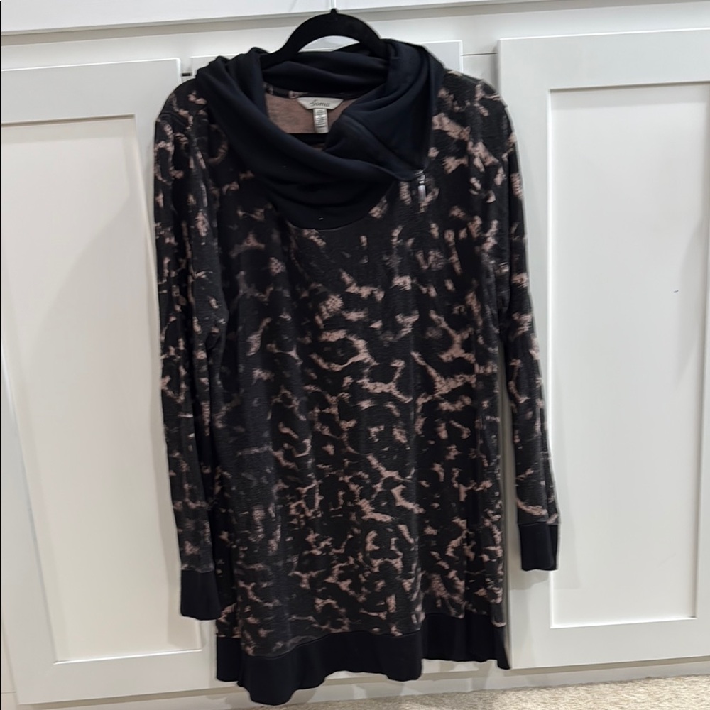 Soma Animal Print Long Sleeve Top with zipper collar